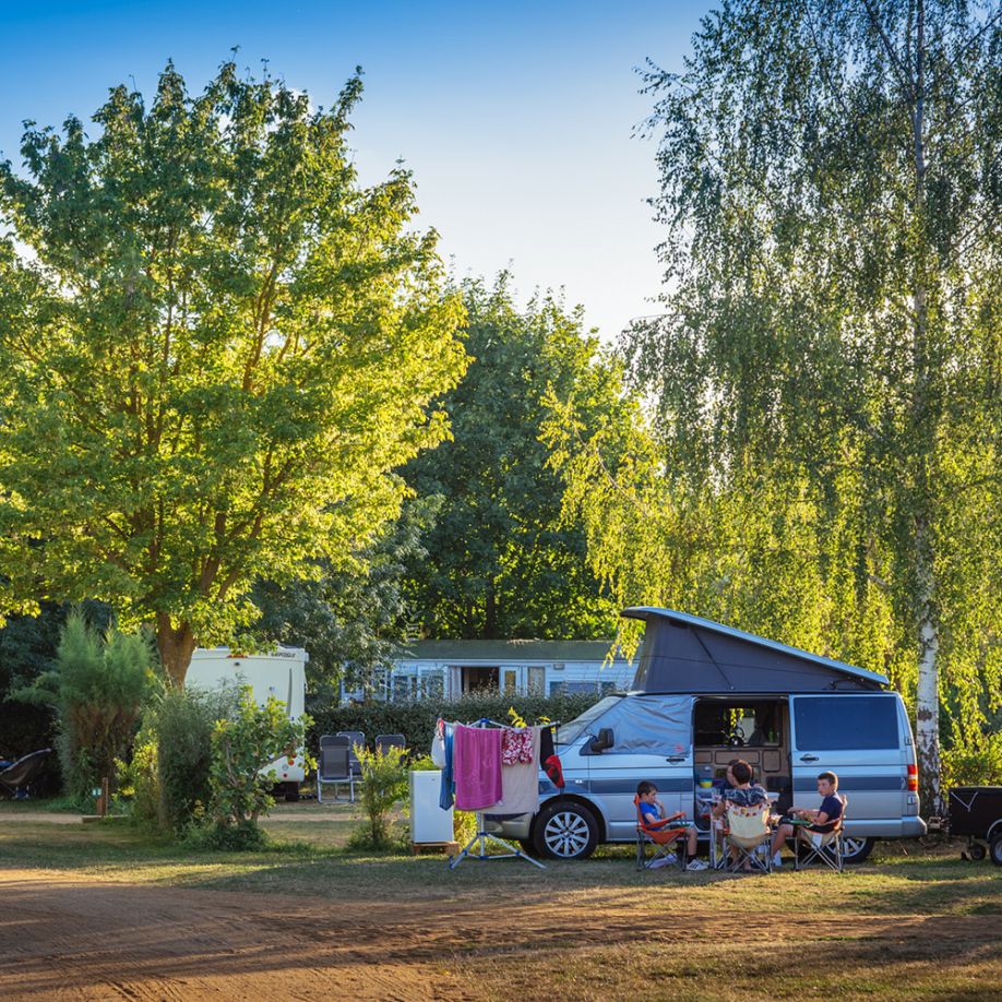 Camping 4 Etoiles A Brissac