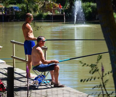 Etang De Peche Brissac Proche Angers