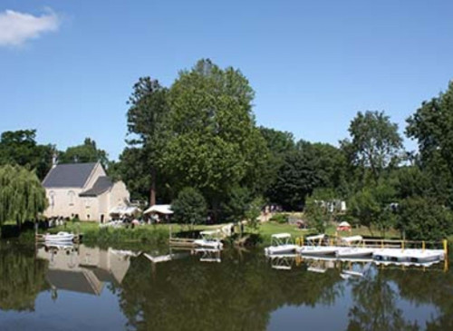 LOCATION DE BATEAUX ELECTRIQUES ET PEDALOS 